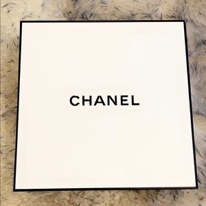 Authentic Chanel Gift Box with black mini pouch